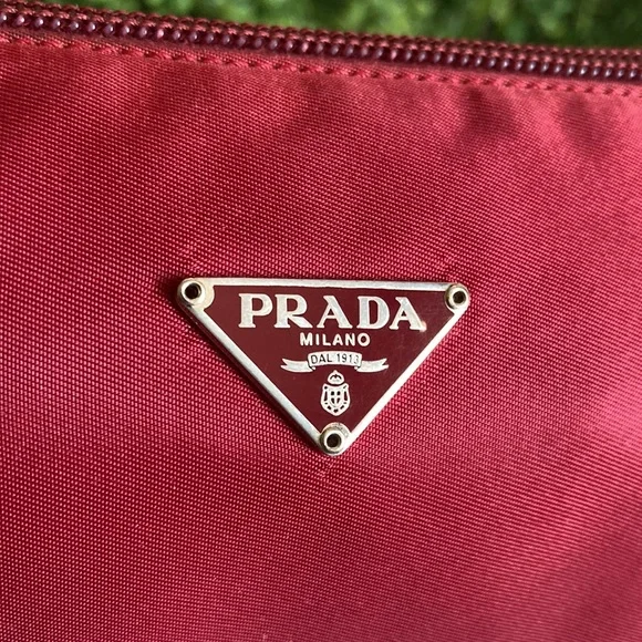 ❤️ Prada Vintage Nylon Bag ❤️ - Picture 3 of 16